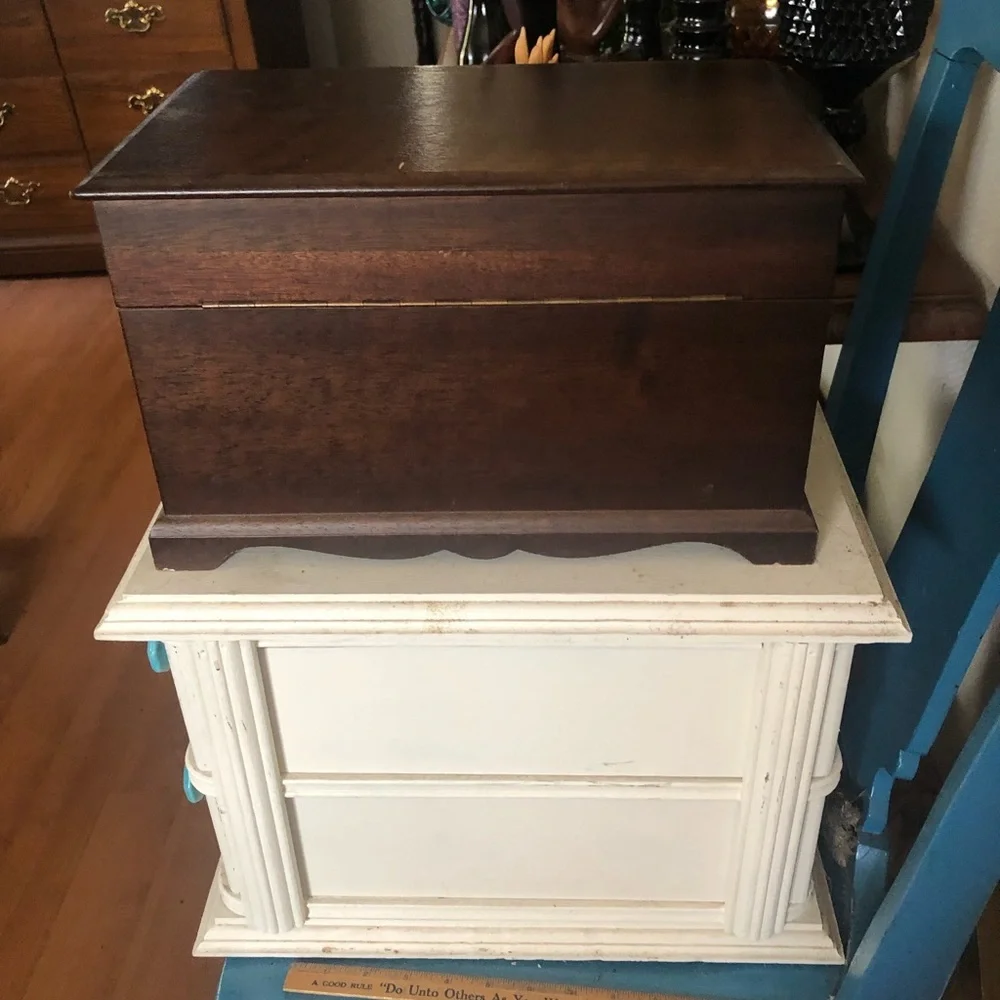Vintage Wood Jewelry Box UNISEX